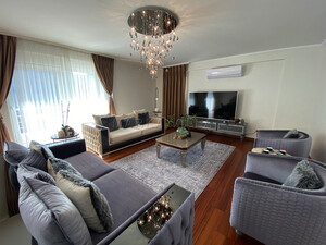 ACARKENT'TE GÜNEY CEPHELİ ORMAN MANZARALI KİRALIK VİLLA