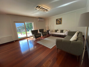 ACARKENT'TE GÜNEY CEPHELİ ORMAN MANZARALI KİRALIK VİLLA