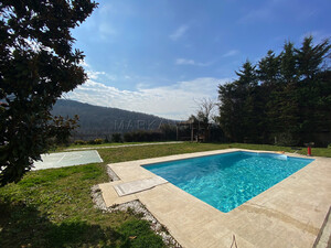 ACARKENT'TE GÜNEY CEPHELİ ORMAN MANZARALI KİRALIK VİLLA