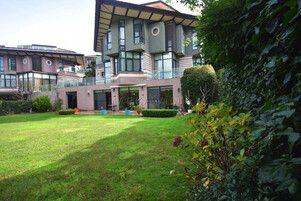 GÜNYÜZÜ KONAKLARI'nda SATILIK LÜKS VİLLA