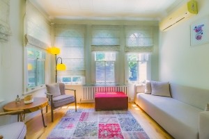 KANLICADA SATILIK KÖŞK