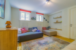 KANLICADA SATILIK KÖŞK