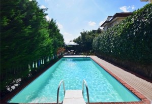 Havuzlu düz girişli C tipi Villa