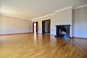 Havuzlu düz girişli C tipi Villa