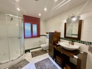 ACARKENT' DE BÜYÜK BAHÇELİ SATILIK VİLLA