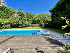 ACARKENT' DE BÜYÜK BAHÇELİ SATILIK VİLLA