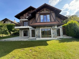 BEYKOZ RİVA KONAKLARIN' DA KİRALIK VİLLA