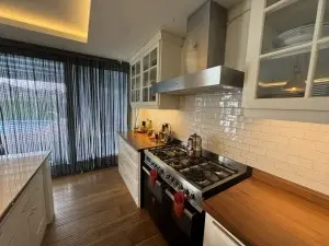 YENİLENMİŞ CR TİPİ ACARKENT, KİRALIK VİLLA