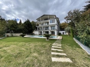 ACARKENT GÖRELE' DE LÜKS EŞYALI KİRALIK MÜSTAKİL VİLLA