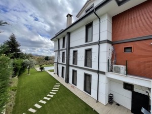 ACARKENT GÖRELE' DE LÜKS EŞYALI KİRALIK MÜSTAKİL VİLLA