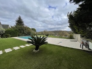 ACARKENT GÖRELE' DE LÜKS EŞYALI KİRALIK MÜSTAKİL VİLLA