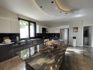 ACARKENT GÖRELE' DE LÜKS EŞYALI KİRALIK MÜSTAKİL VİLLA