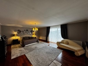 ACARKENT MV'DAN BR HAVUZLU BAHÇESİ BÜYÜK