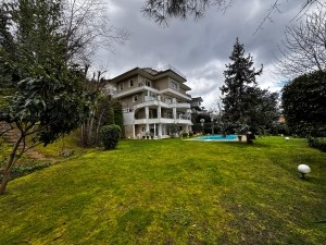 ACARKENT MV'DAN BR HAVUZLU BAHÇESİ BÜYÜK