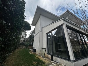 HİDİV EVLERİ SİTESİ SATILIK SIFIR YAPILI TRİPLEX VİLLA