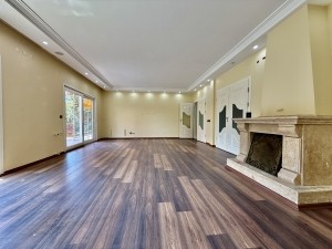 Acarkent Yüksek Konumlu ve Geniş Bahçeli Kiralık Villa