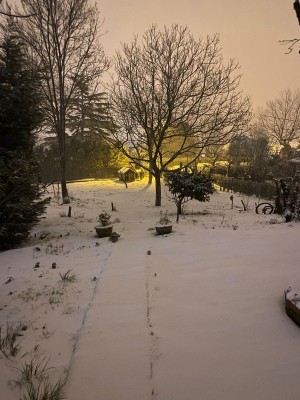 ACARKENT MARKAVİLLA'DAN HİDİV EVLERİ SİTESİ EMSALSİZ KARĞIR EV