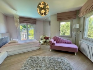 ACARKENT 'in SAKLI CENNETİNDE B TİPİ VİLLA..