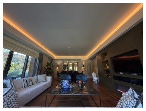 MERKEZİ KONUMDA SATILIK 4+1 LÜKS DAİRE KONFOR VE ŞIKLIK BİR ARADA