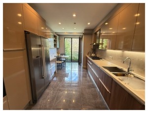 MERKEZİ KONUMDA SATILIK 4+1 LÜKS DAİRE KONFOR VE ŞIKLIK BİR ARADA