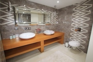 ACARKENT YÜKSEK KONUMLU ASANSÖRLÜ SATILIK VİLLA