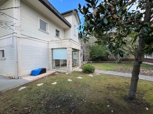 Acarkent’te izole bahçeli fırsat CR tipi satılık