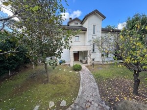 Acarkent’te izole bahçeli fırsat CR tipi satılık