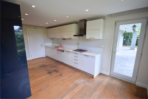 Acarkent‘te düz girişli Bahçe dubleksi