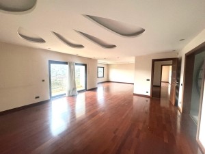 Acarkent 'te Beykoz Konakları Manzaralı Asansörlü Çelik Çatılı Br Villa