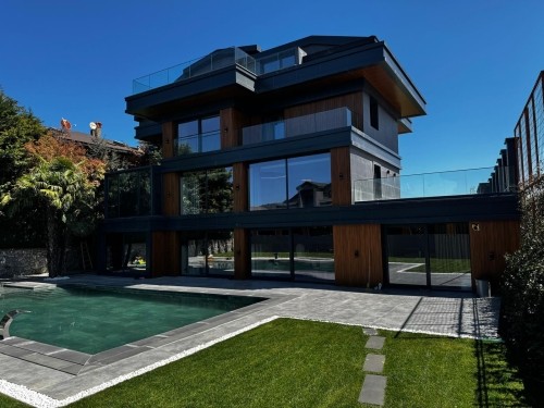 Acarkent’te Modernize Edilmiş 2025 Yenilemeli Özel CR Tipi Villa