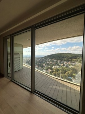 Acarblu’da boğaz manzaralı satılık 3 + 1 daire