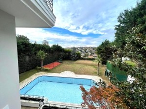 Acarkent'te 1500m2 bahçe içersinde satılık b tipi villa