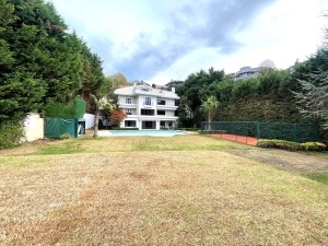 Acarkent'te 1500m2 bahçe içersinde satılık b tipi villa