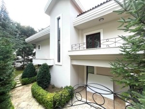 Acarkent'te 1500m2 bahçe içersinde satılık b tipi villa