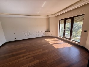 ÇEKMEKÖY OKULLAR BÖLGESİNDE KİRALIK VİLLA