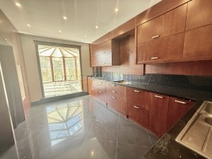 ÇEKMEKÖY OKULLAR BÖLGESİNDE KİRALIK VİLLA