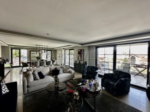 Acarkent'te Satılık Beykoz Konakları Manzaralı Masrafsız Satılık Villa