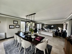 Acarkent'te Satılık Beykoz Konakları Manzaralı Masrafsız Satılık Villa