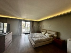 Acarkent'te Satılık Beykoz Konakları Manzaralı Masrafsız Satılık Villa