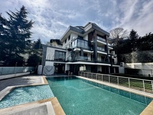 Acarkent'te Satılık Beykoz Konakları Manzaralı Masrafsız Satılık Villa