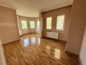 Acarkent'in Karşısında Butik Site İçersinde Kiralık Villa