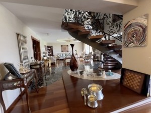 Acarkent'te Yüksek Konumlu,1.000m2 Satılık Malikane