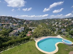 Acarkent'te Yüksek Konumlu,1.000m2 Satılık Malikane