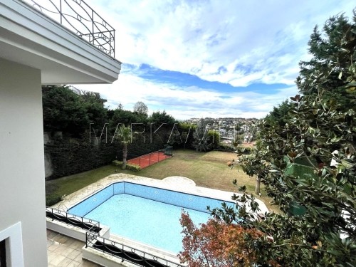 Acarkent'te 1500m2 bahçe içersinde satılık b tipi villa