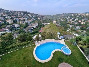 Acarkent'te Yüksek Konumlu,1.000m2 Satılık Malikane