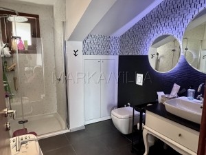 Acarkent'te Yüksek Konumlu,1.000m2 Satılık Malikane
