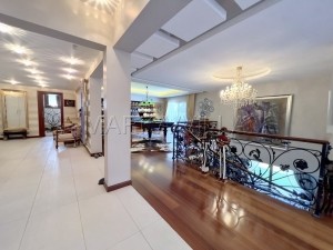 Acarkent'te Yüksek Konumlu,1.000m2 Satılık Malikane
